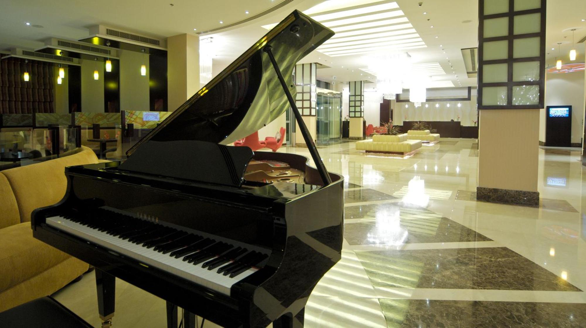 City Seasons Hotel & Suites Μουσκάτ Εξωτερικό φωτογραφία
