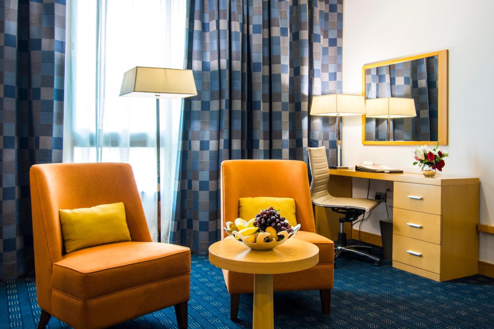 City Seasons Hotel & Suites Μουσκάτ Δωμάτιο φωτογραφία