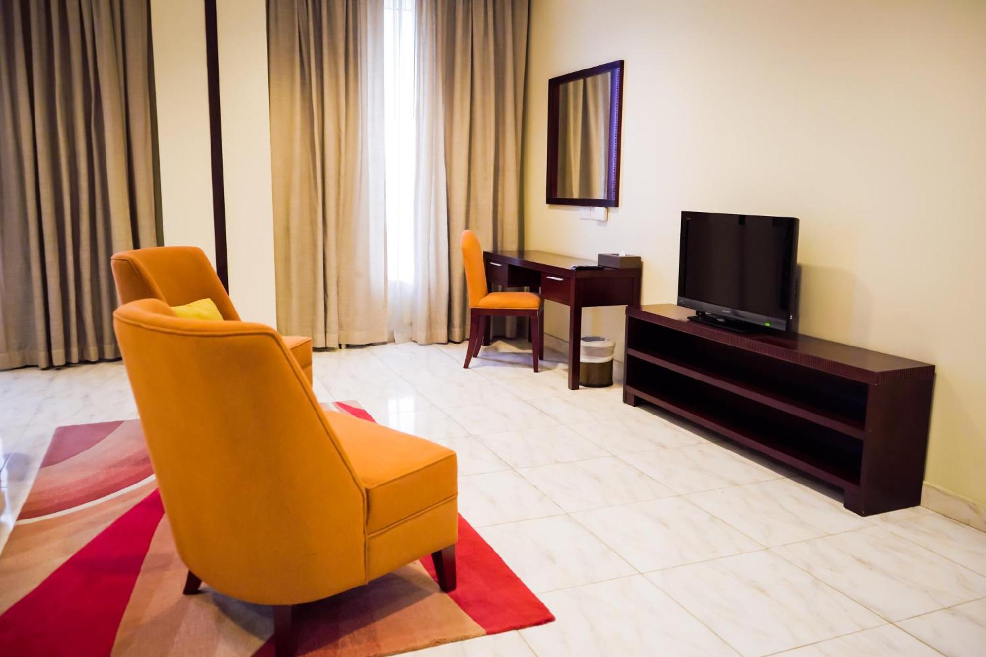 City Seasons Hotel & Suites Μουσκάτ Δωμάτιο φωτογραφία