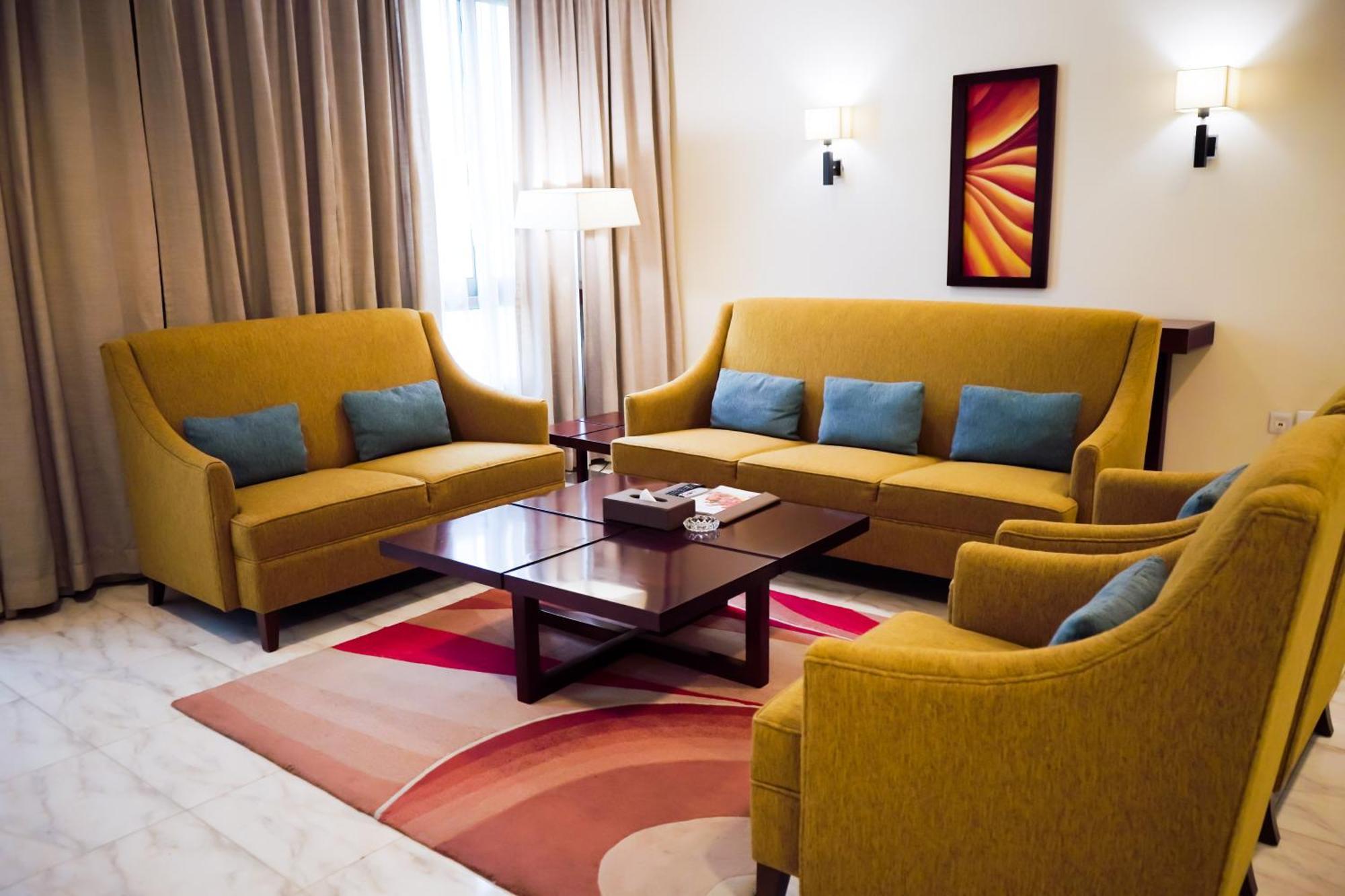 City Seasons Hotel & Suites Μουσκάτ Δωμάτιο φωτογραφία