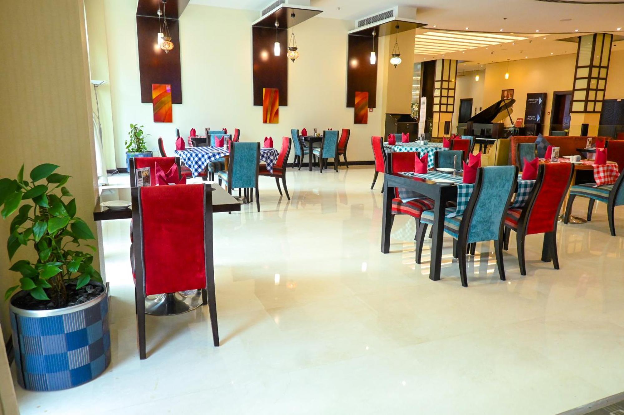 City Seasons Hotel & Suites Μουσκάτ Εξωτερικό φωτογραφία