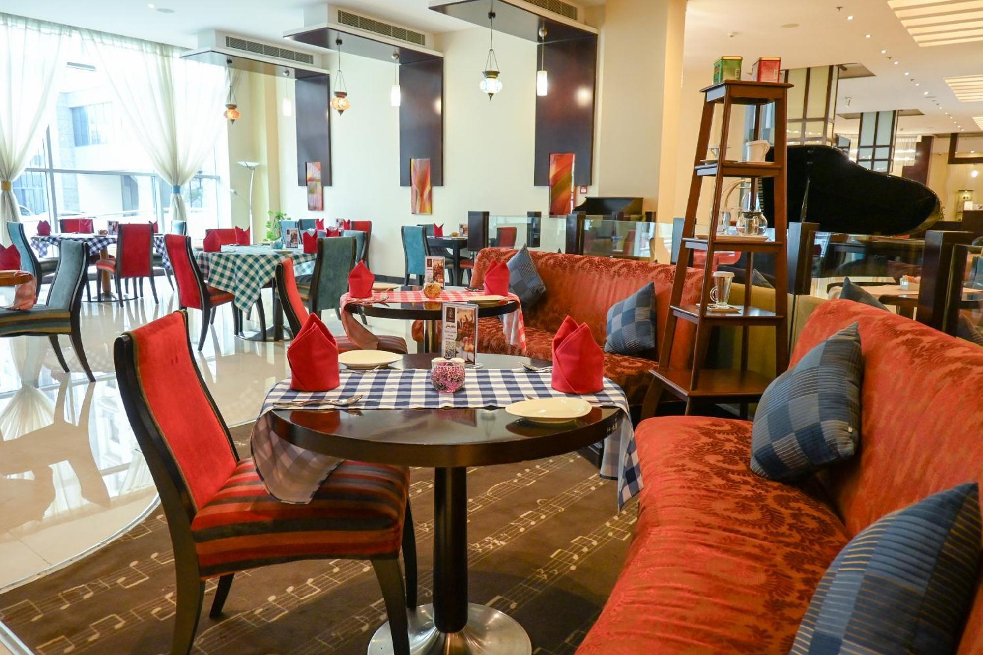 City Seasons Hotel & Suites Μουσκάτ Εξωτερικό φωτογραφία