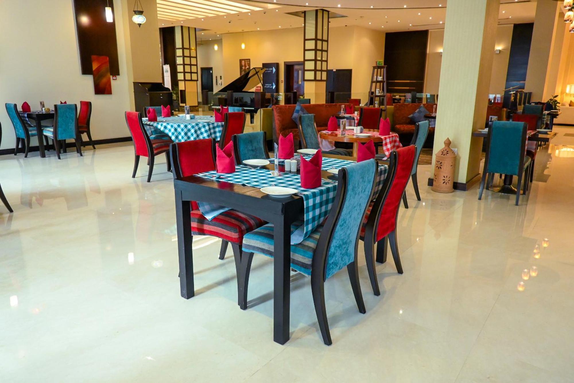 City Seasons Hotel & Suites Μουσκάτ Εξωτερικό φωτογραφία
