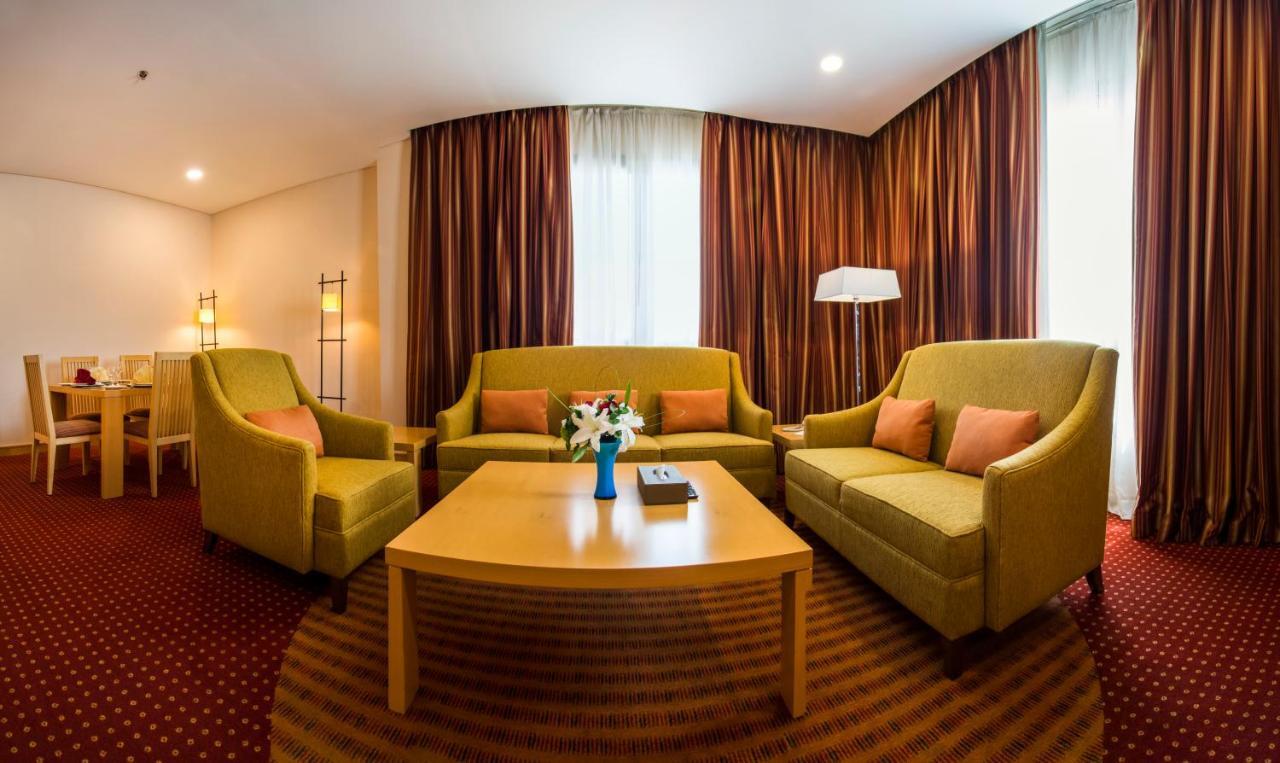 City Seasons Hotel & Suites Μουσκάτ Εξωτερικό φωτογραφία